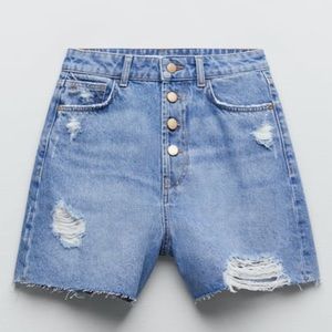ZARA RIPPED DENIM SHORTS